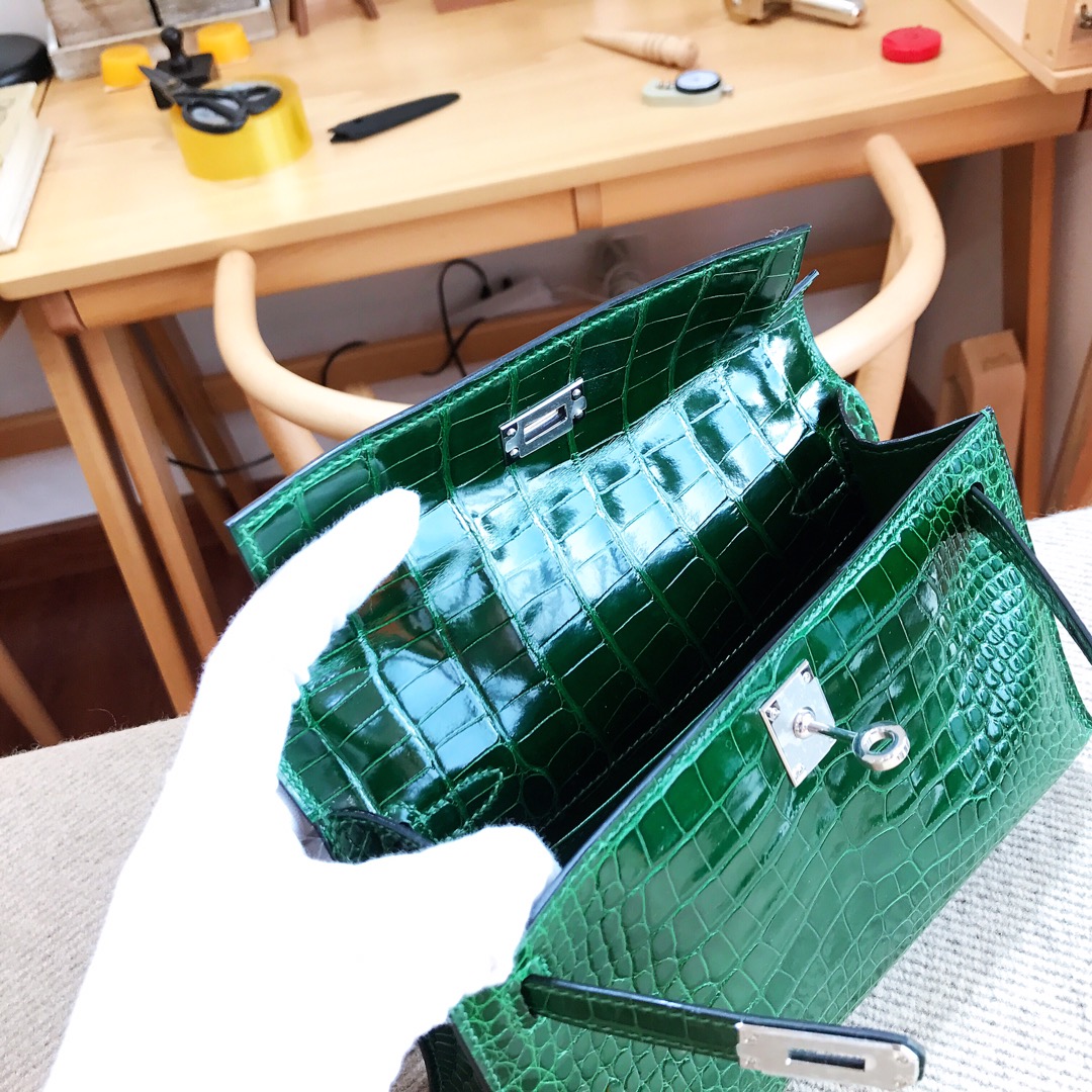 에르메스 미니 켈리백22 버트폰스 은장 샤이니 악어가죽